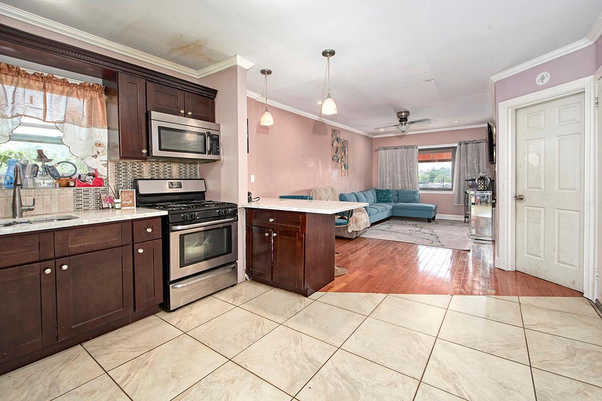 Single Family Wilder Bronx, NY 10466, MLS-826419-14