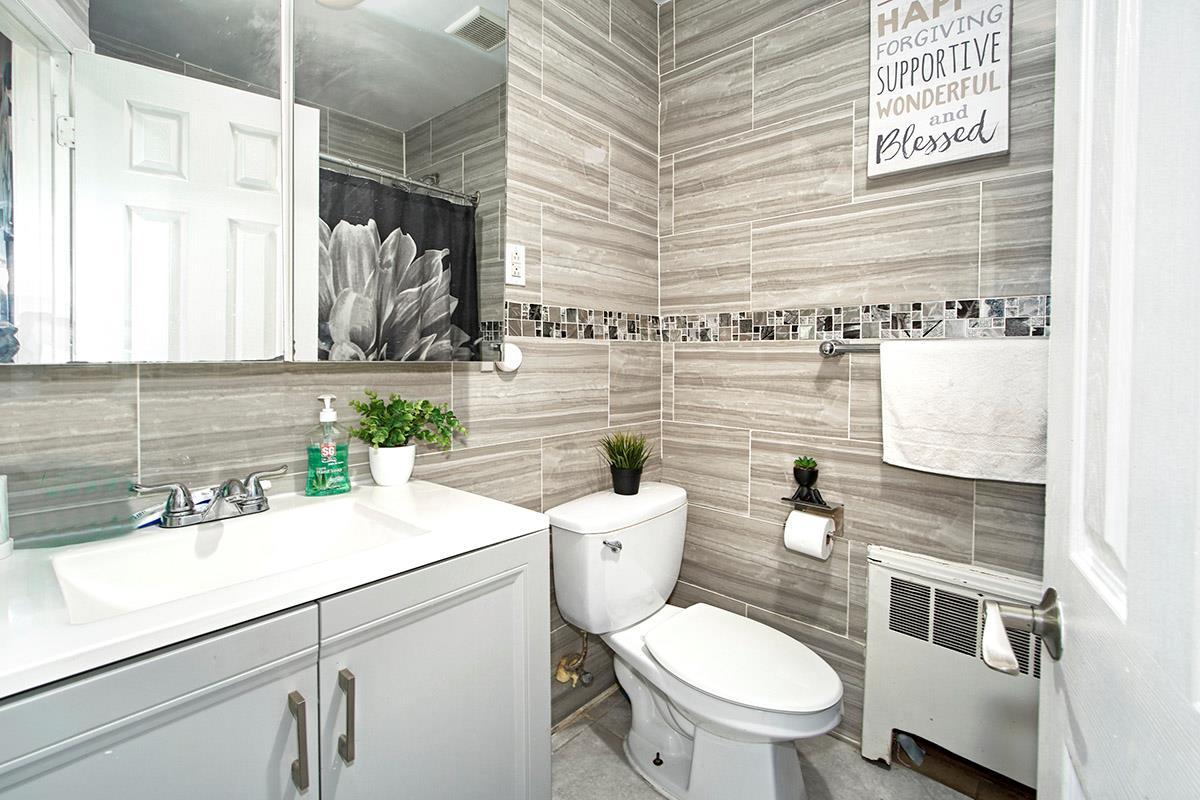 Single Family Wilder Bronx, NY 10466, MLS-826419-16