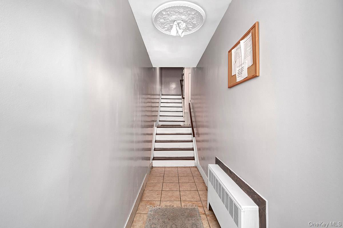 Single Family Wilder  Bronx, NY 10466, MLS-826419-21