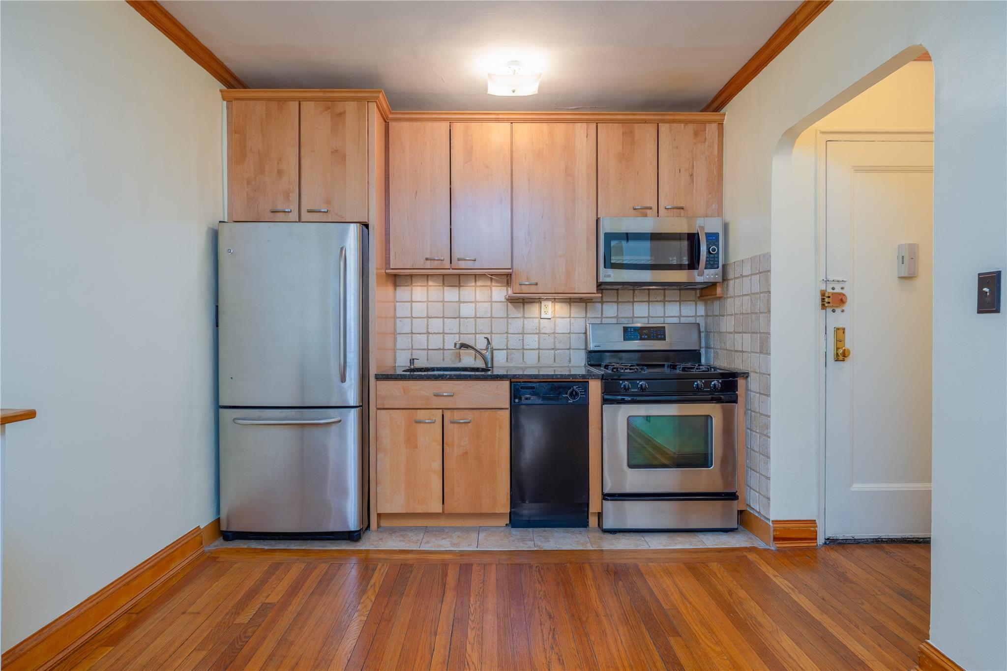 Coop Fieldston  Bronx, NY 10463, MLS-826446-7
