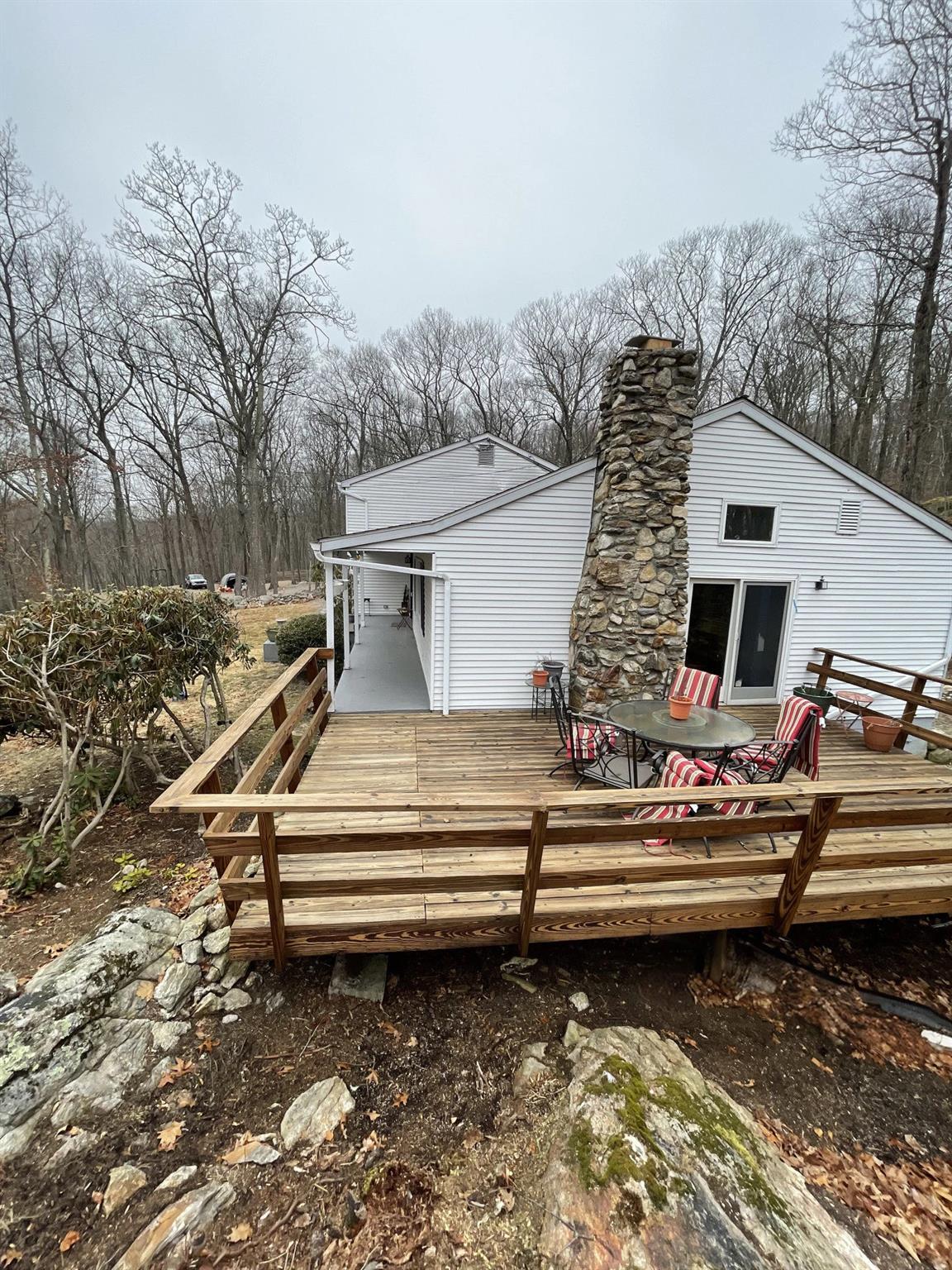 Single Family Mountain Laurel  Putnam County, NY 10524, MLS-826450-4