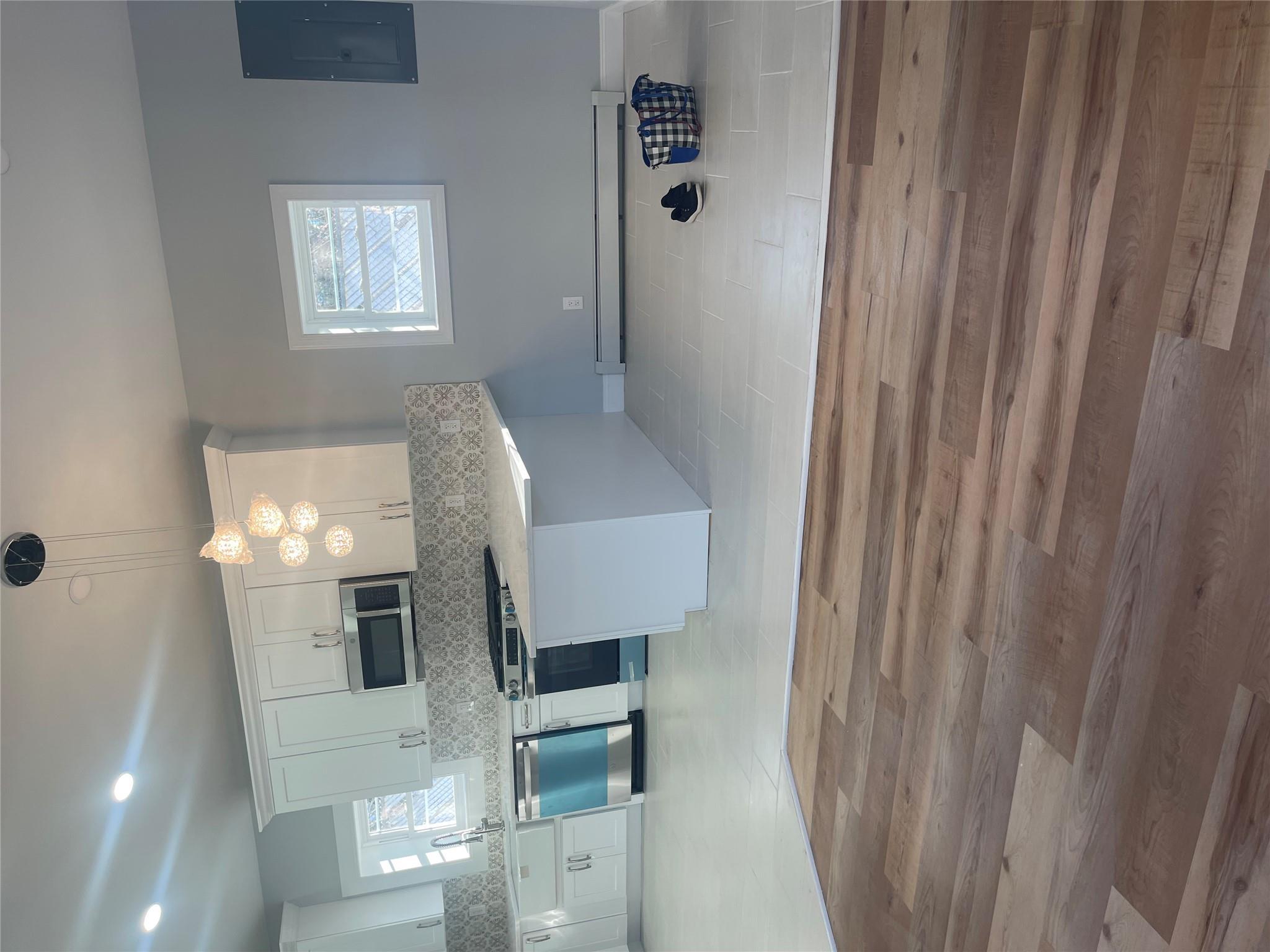 Single Family 51st  Suffolk County, NY 11757, MLS-826506-3