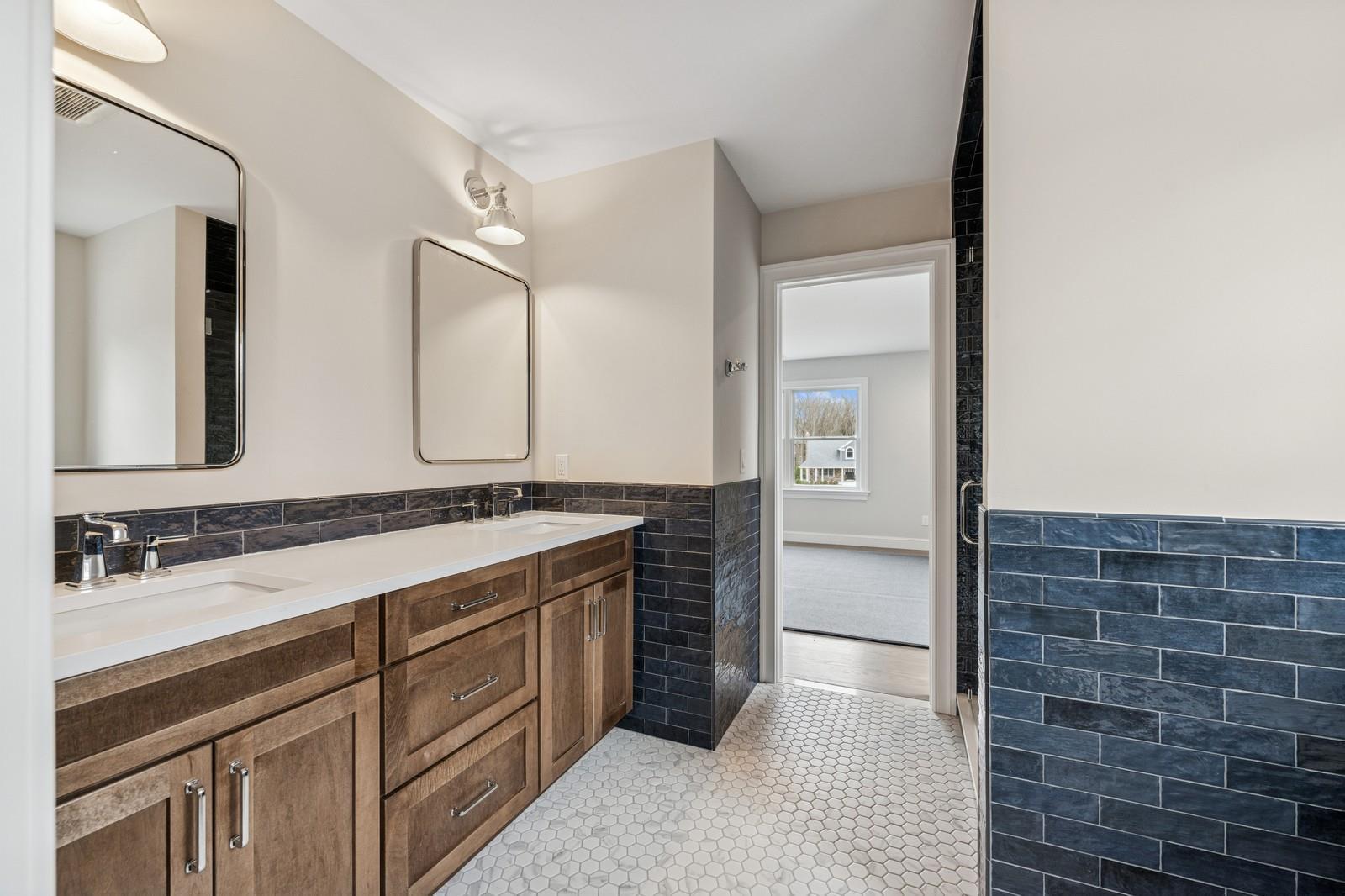 Single Family Ashley Court  Suffolk County, NY 11768, MLS-826510-36
