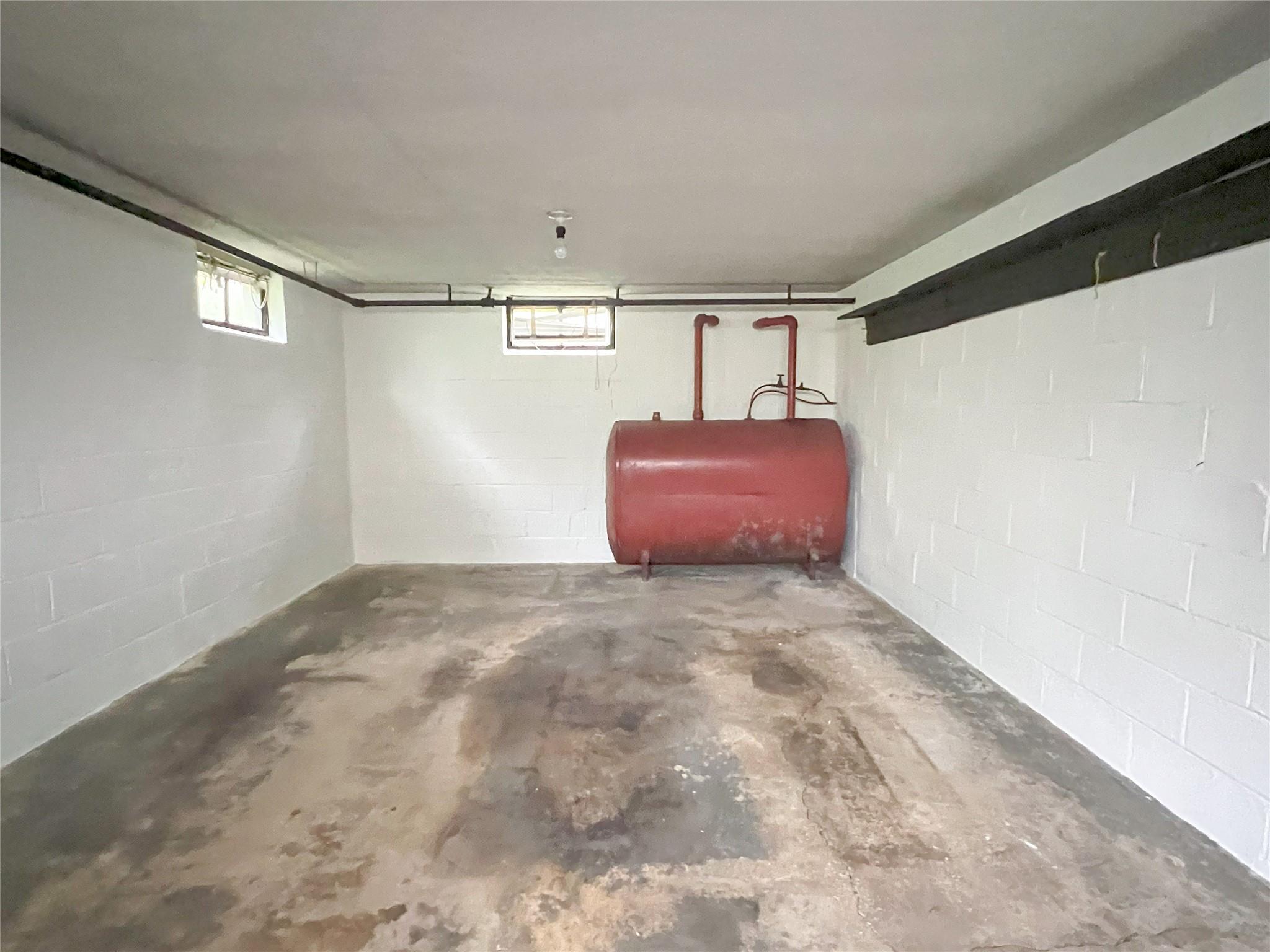 Single Family Highview  Westchester County, NY 10573, MLS-826566-10