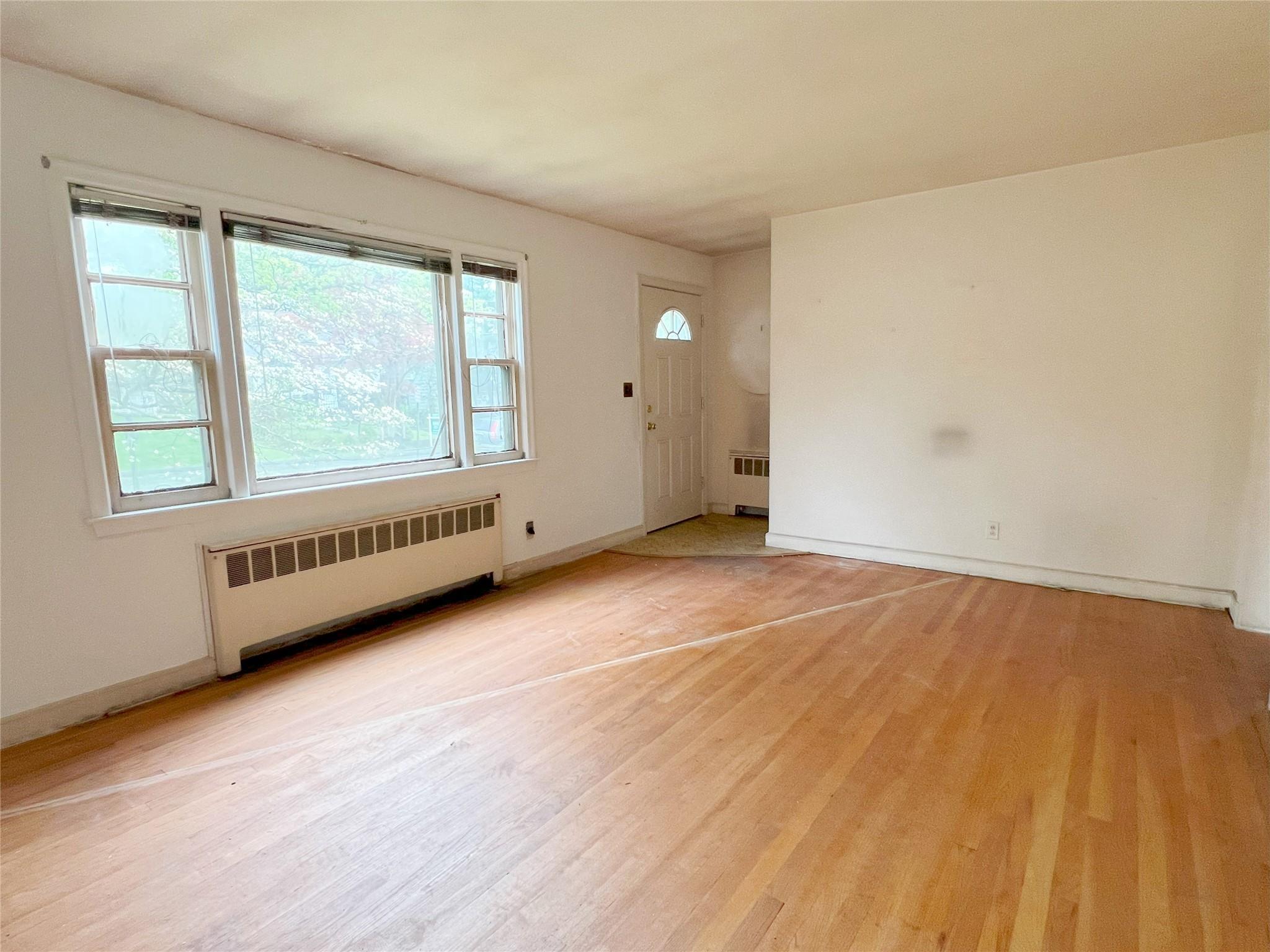 Single Family Highview  Westchester County, NY 10573, MLS-826566-2
