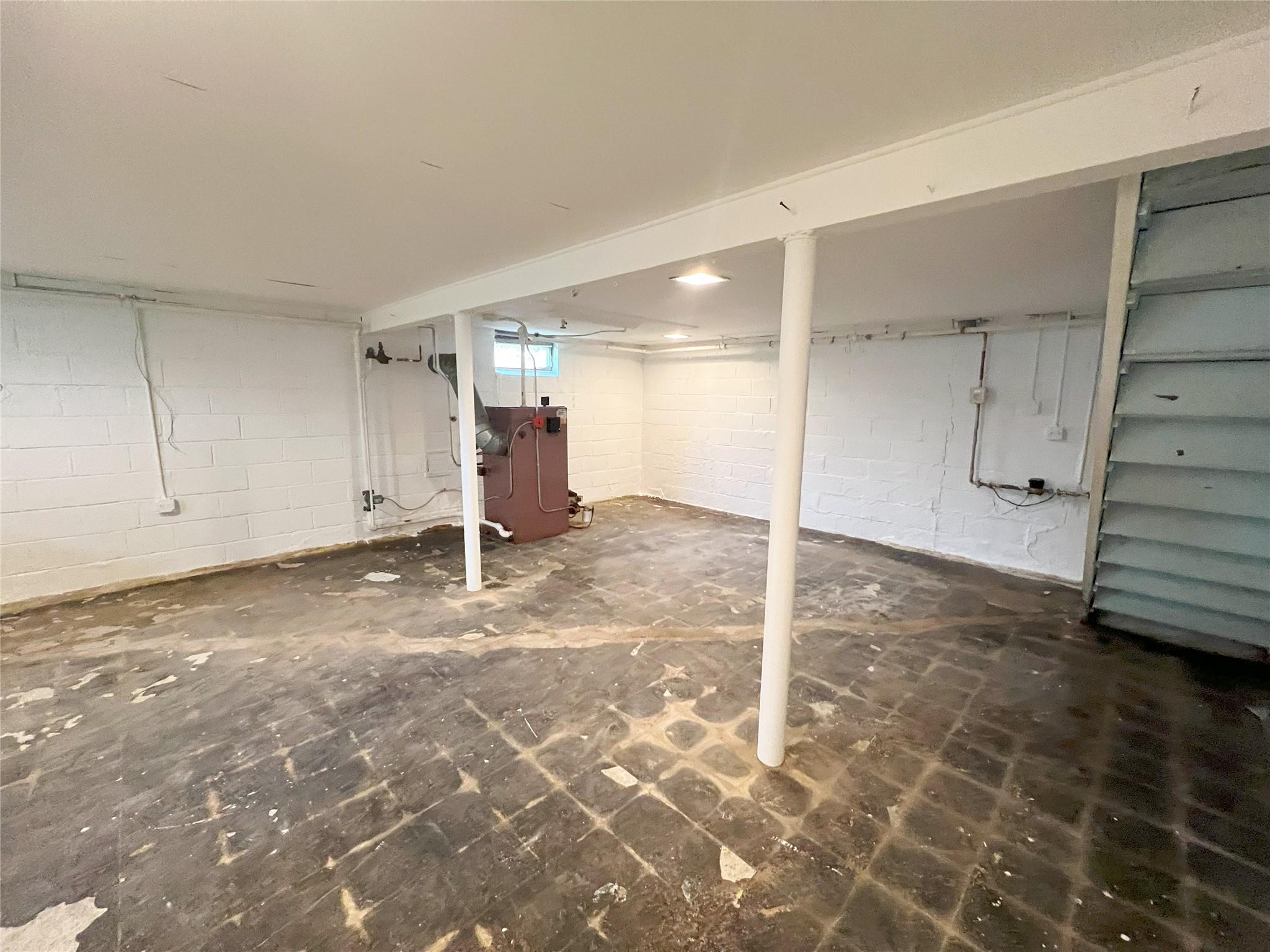 Single Family Highview  Westchester County, NY 10573, MLS-826566-8