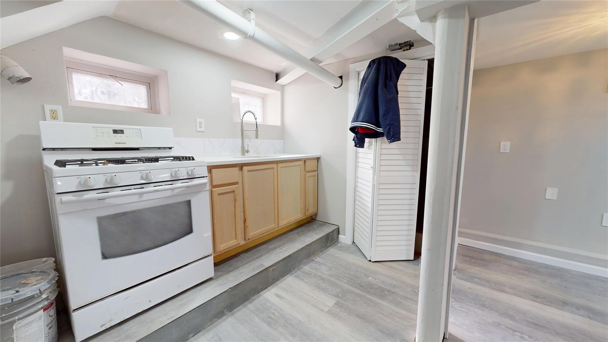 Single Family 121st Ave  Queens, NY 11434, MLS-826596-17