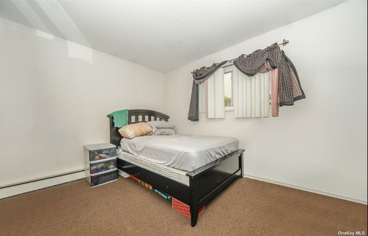 Single Family Rosser  Nassau County, NY 11003, MLS-826597-22