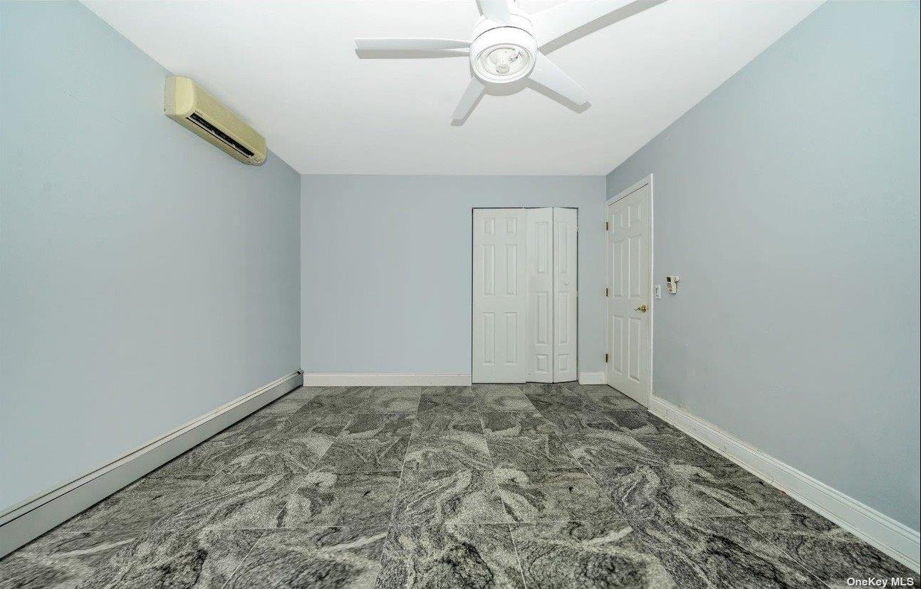 Single Family Rosser  Nassau County, NY 11003, MLS-826597-9