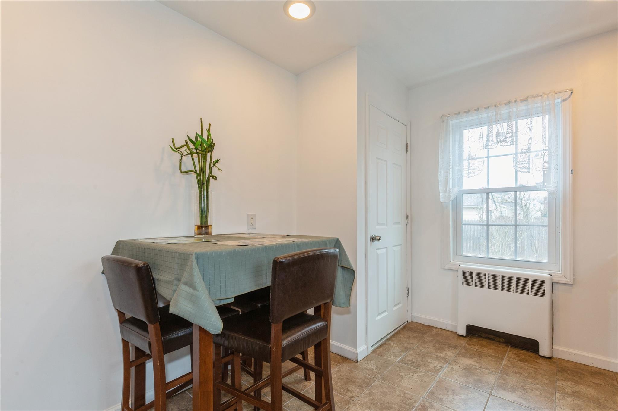 Single Family Pine Neck  Suffolk County, NY 11772, MLS-826617-7