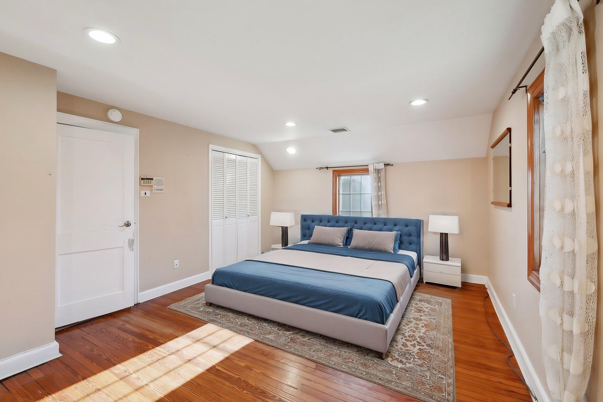 Single Family Harbor  Nassau County, NY 11557, MLS-826648-11