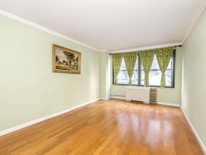 Coop 57th  Manhattan, NY 10022, MLS-826660-18