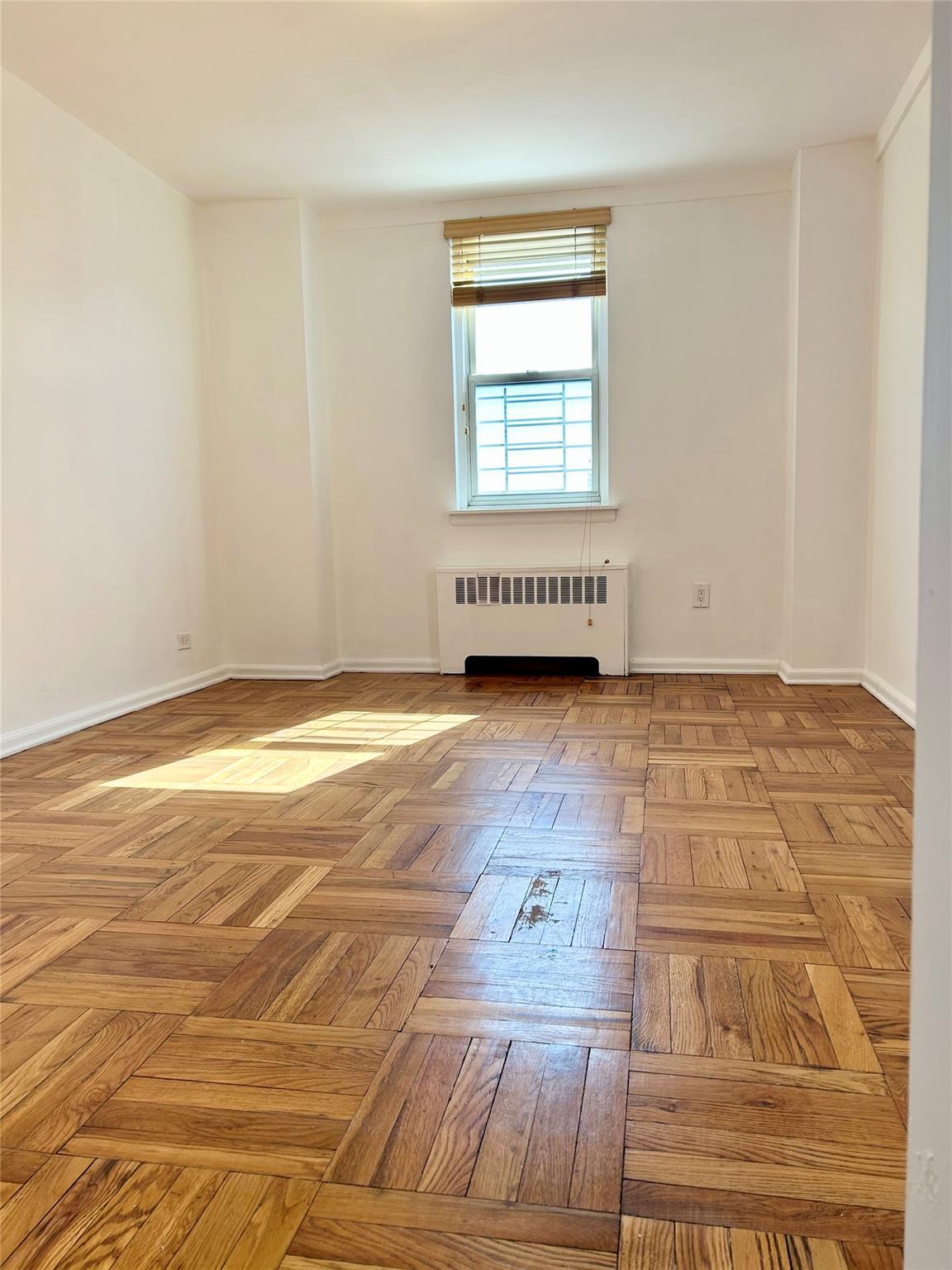 Coop Knolls  Bronx, NY 10463, MLS-826728-3