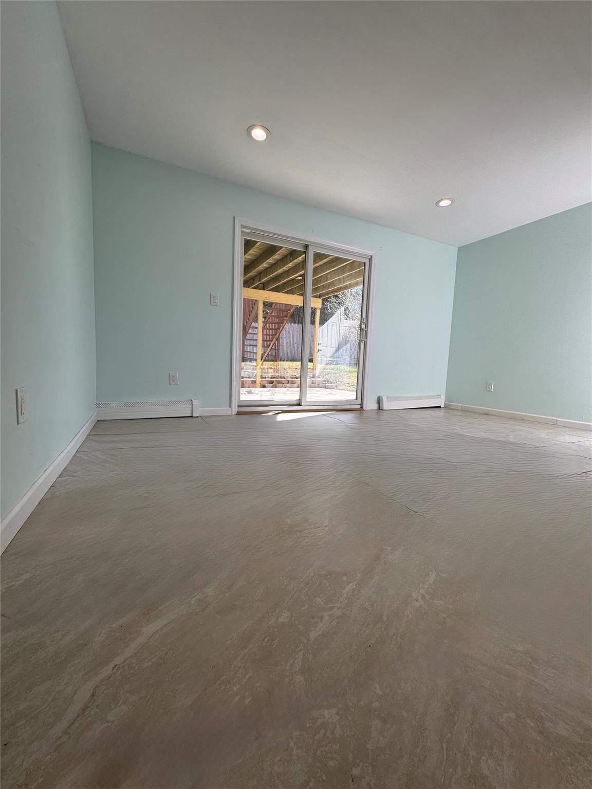 Single Family Donna  Nassau County, NY 11510, MLS-826733-21