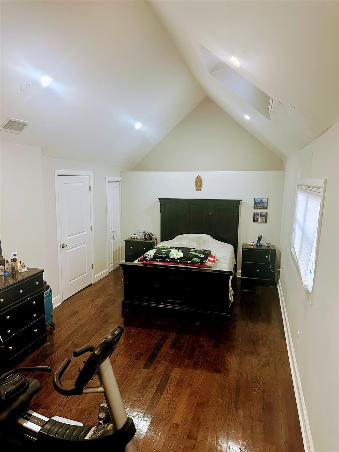 Single Family Carlls  Suffolk County, NY 11703, MLS-826768-3
