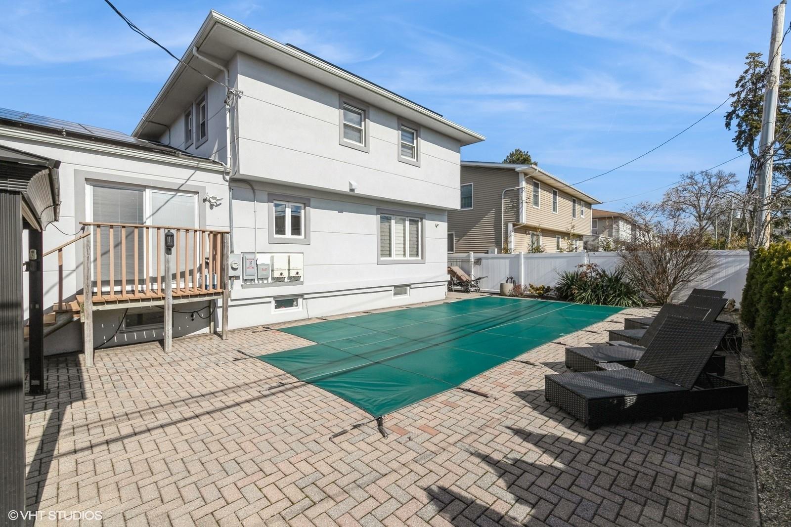 Single Family Sherwood  Nassau County, NY 11581, MLS-826789-33