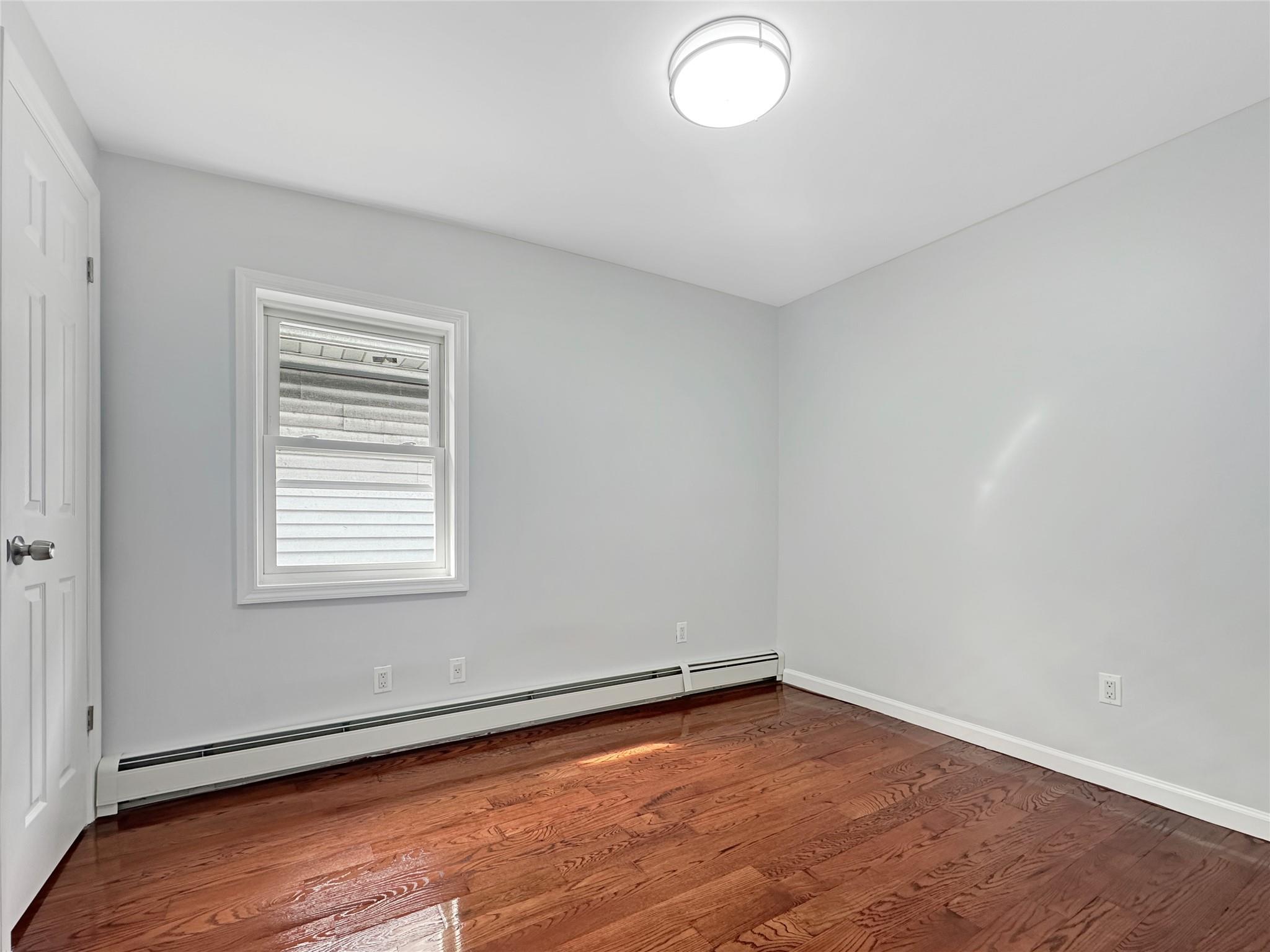 Single Family 104th Ave  Queens, NY 11433, MLS-826801-10