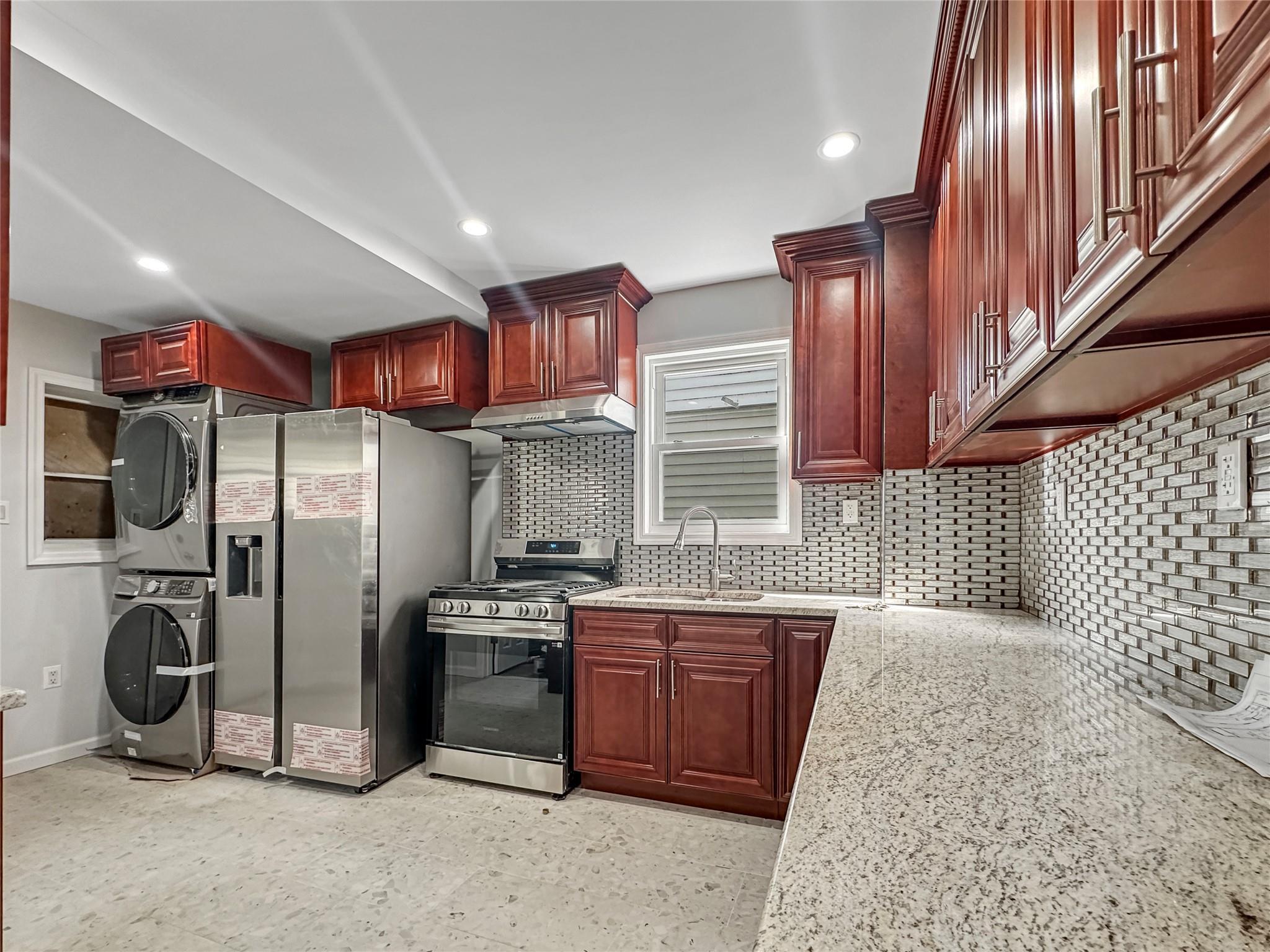 Single Family 104th Ave  Queens, NY 11433, MLS-826801-14