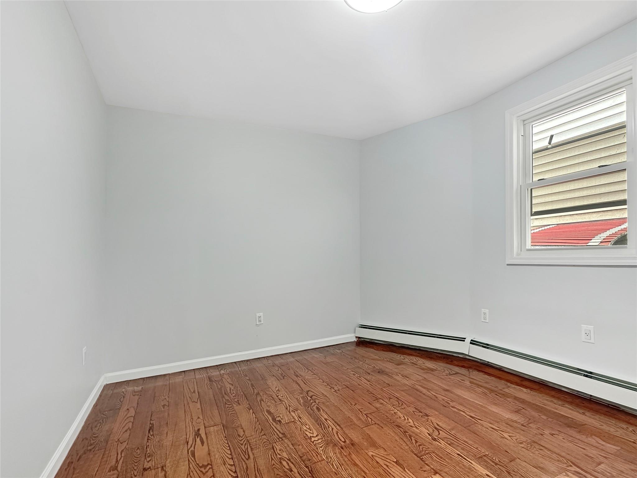 Single Family 104th Ave  Queens, NY 11433, MLS-826801-5