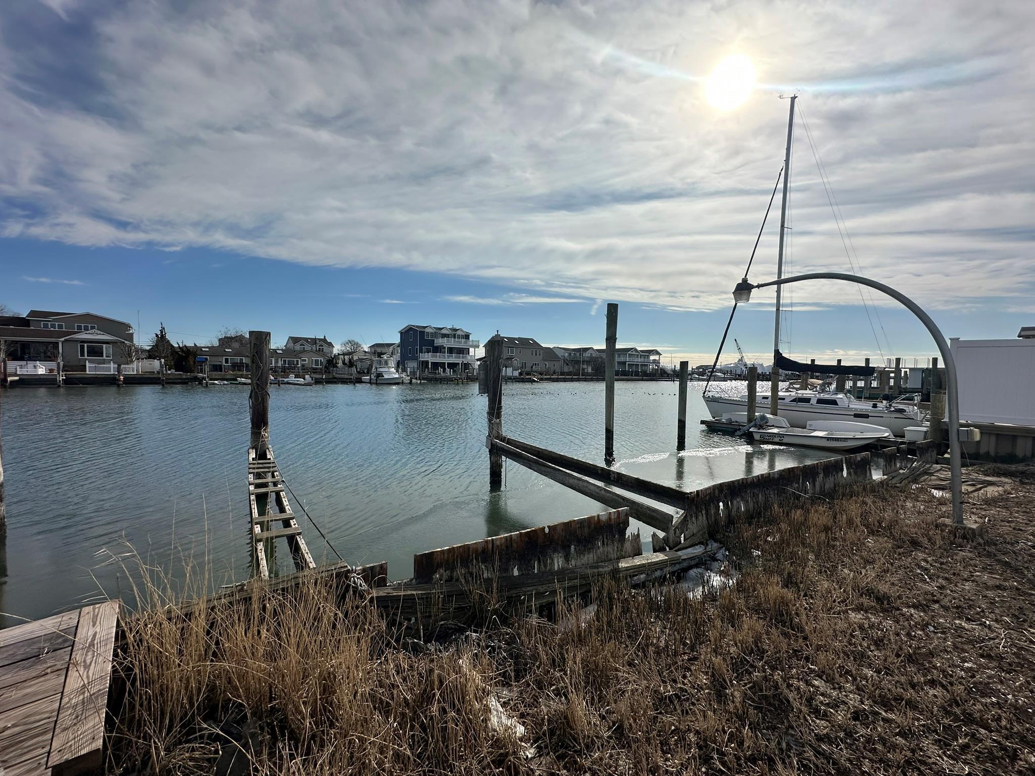 Single Family Shore  Suffolk County, NY 11757, MLS-826835-5