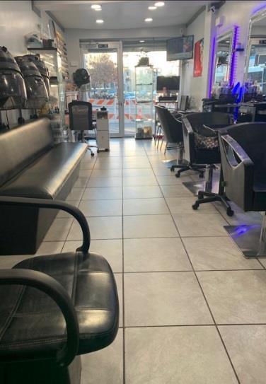 Commercial Sale Saint Nicholas  Manhattan, NY 10040, MLS-826841-3
