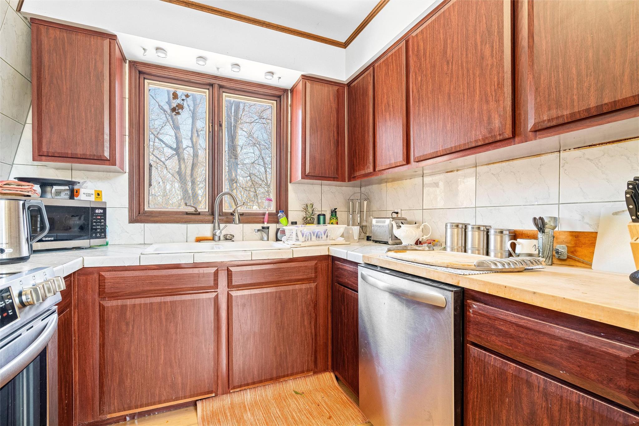 Single Family Bay View  Orange County, NY 12520, MLS-826853-9