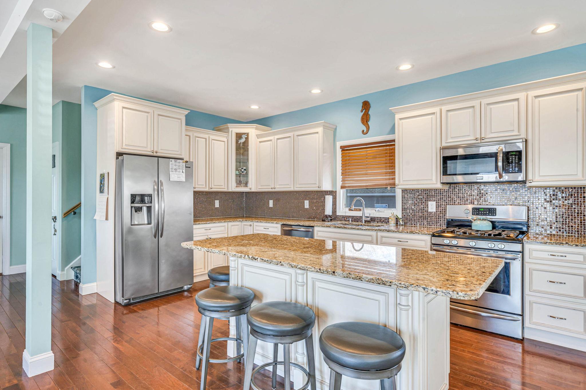 Single Family Grandview  Suffolk County, NY 11967, MLS-826858-5