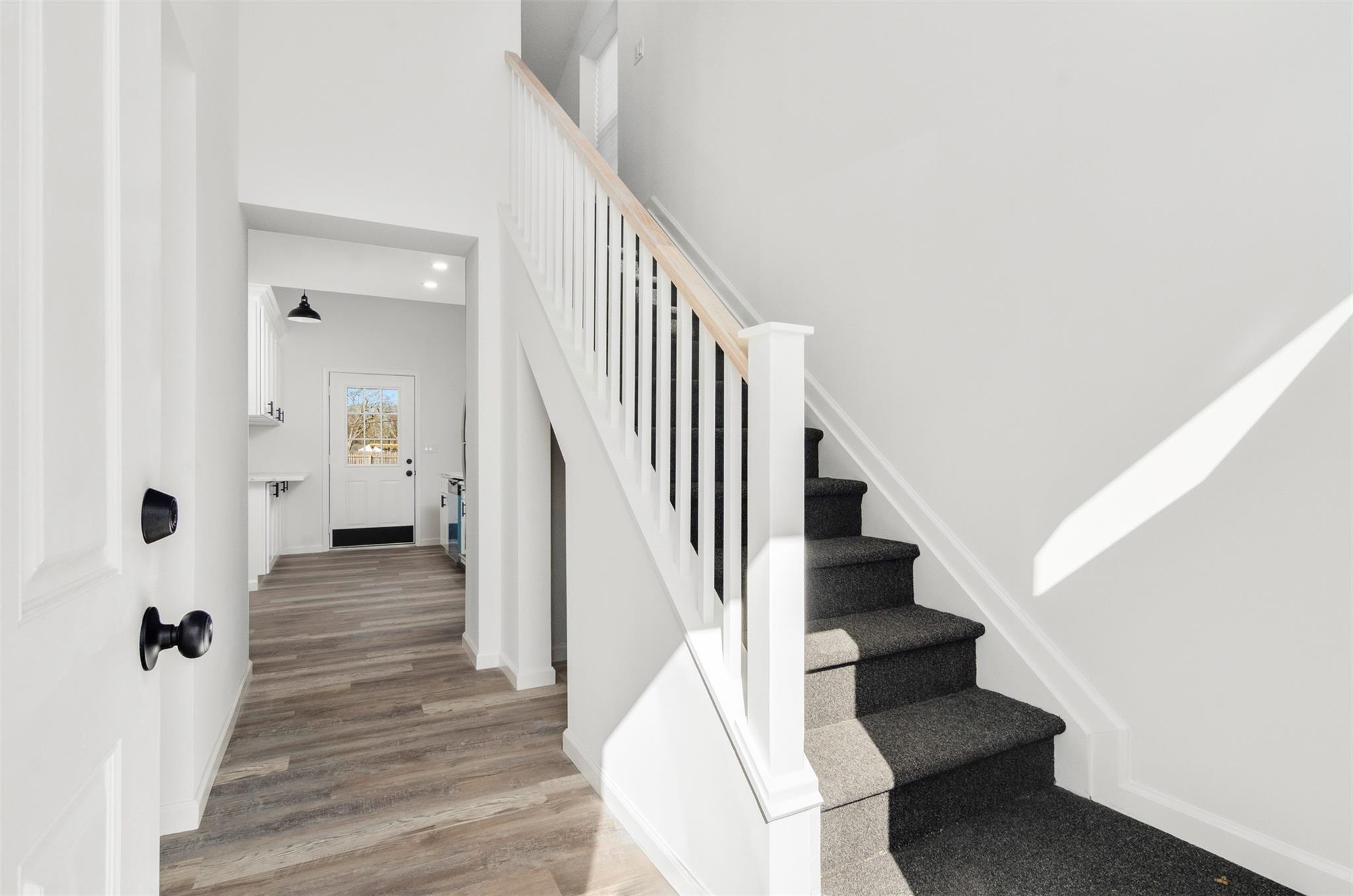 Single Family Lombardy  Suffolk County, NY 11967, MLS-826923-2