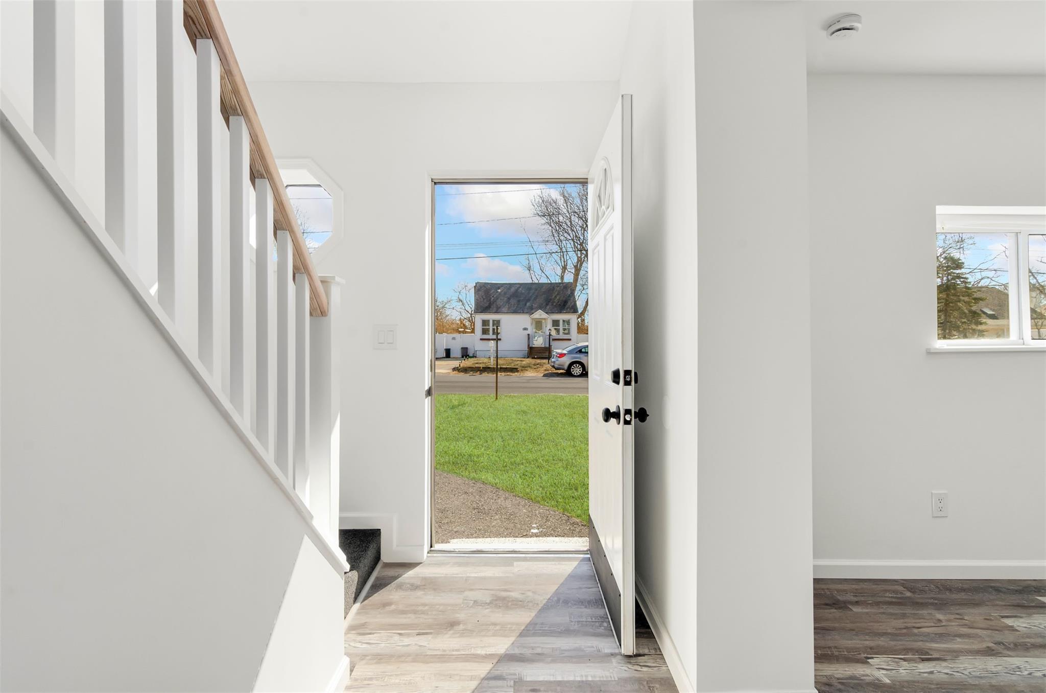 Single Family Lombardy  Suffolk County, NY 11967, MLS-826923-3