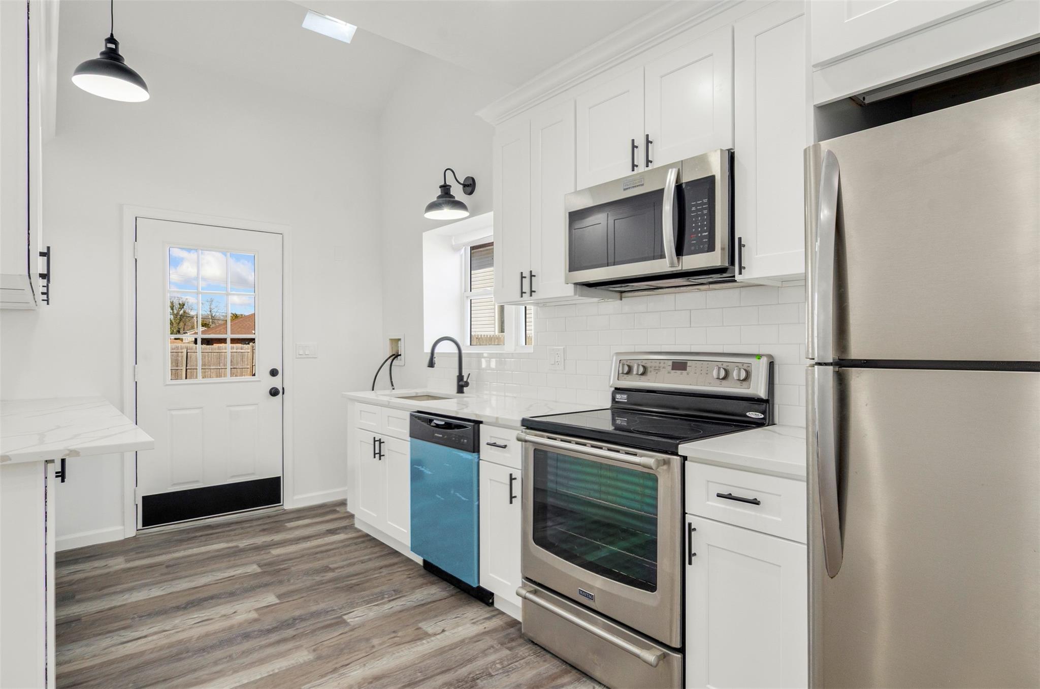 Single Family Lombardy  Suffolk County, NY 11967, MLS-826923-4