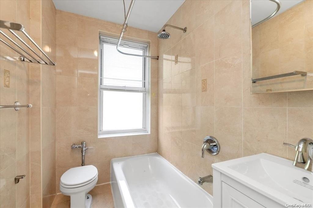 Apartment 79th Ave  Queens, NY 11367, MLS-826957-12