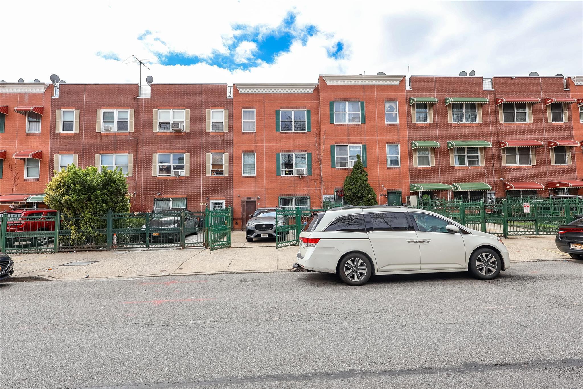 Single Family 141st  Bronx, NY 10454, MLS-826976-2