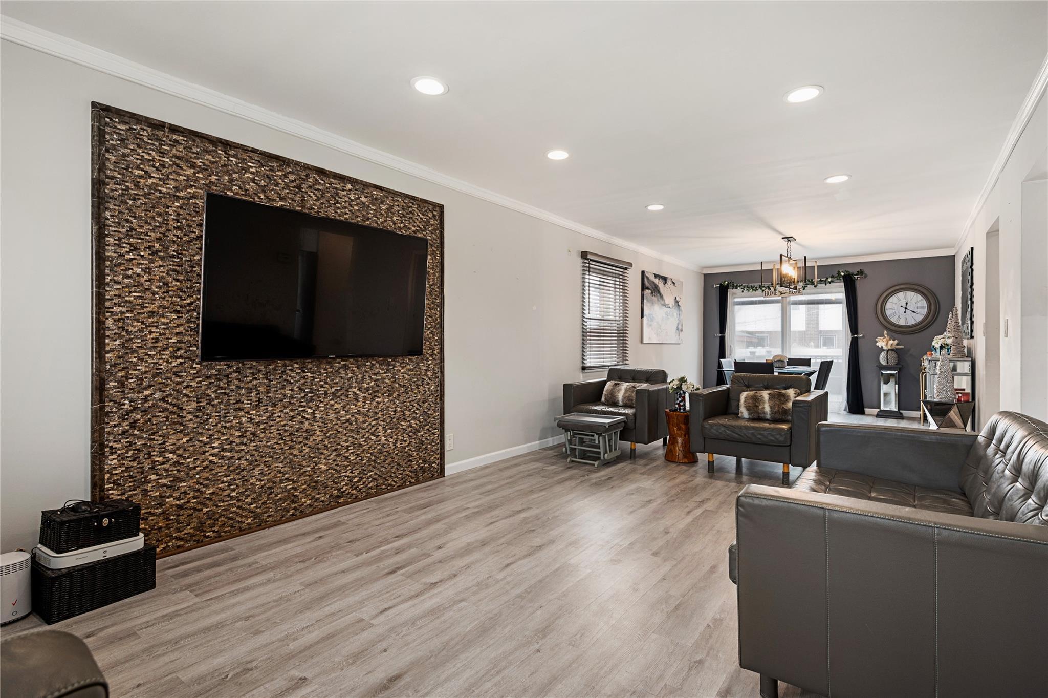 Single Family 266th  Queens, NY 11004, MLS-826996-4