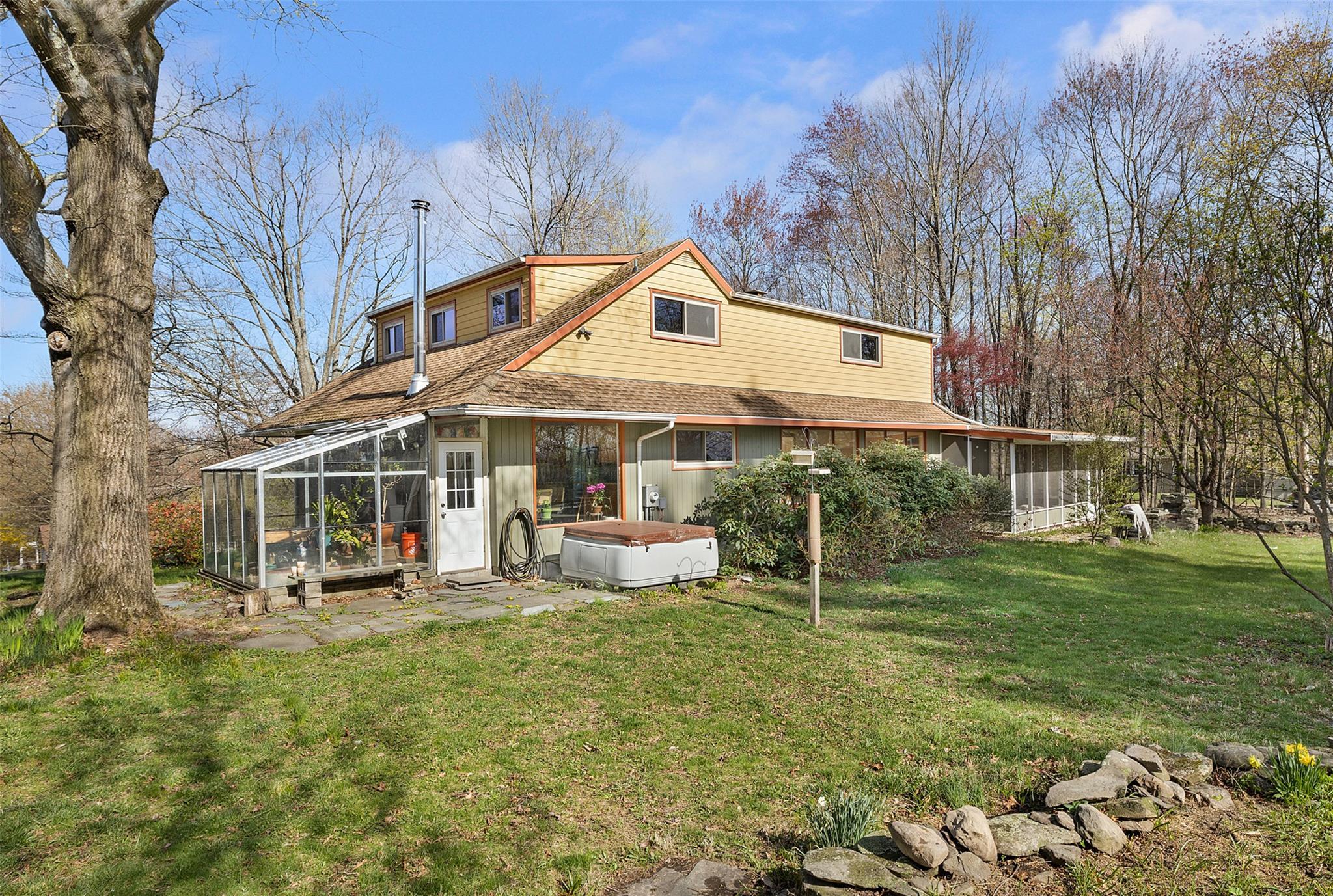Single Family East  Orange County, NY 12586, MLS-827056-3