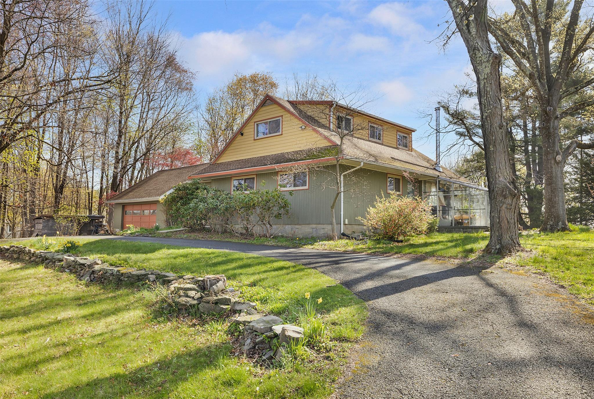 Single Family East  Orange County, NY 12586, MLS-827056-43