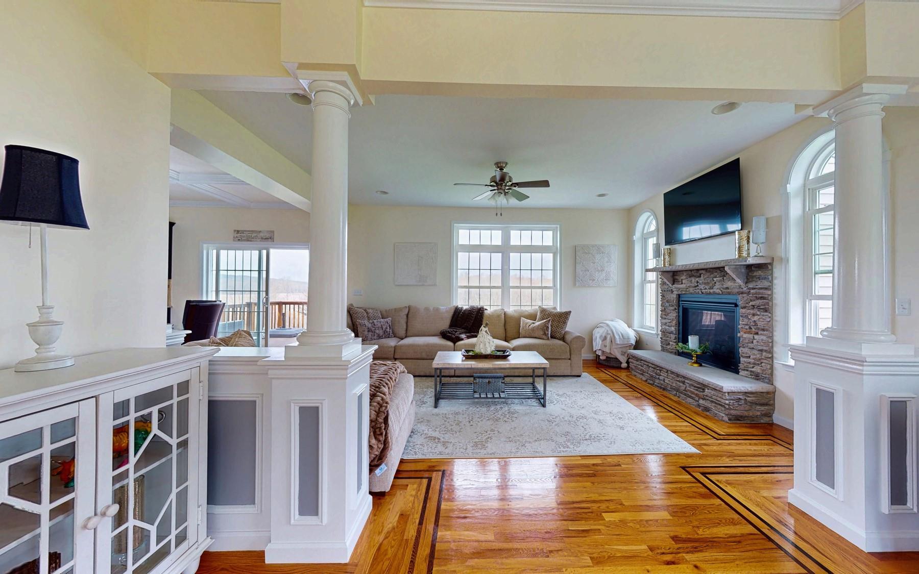 Single Family Kings  Orange County, NY 12575, MLS-827068-9