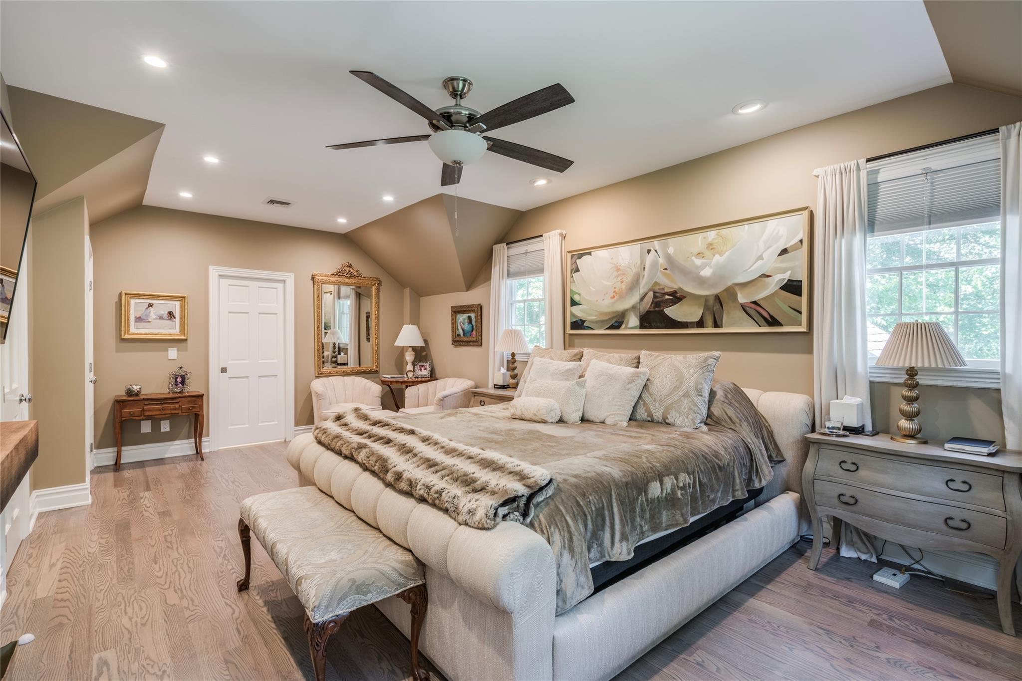 Single Family Camel Hollow  Suffolk County, NY 11743, MLS-827141-20