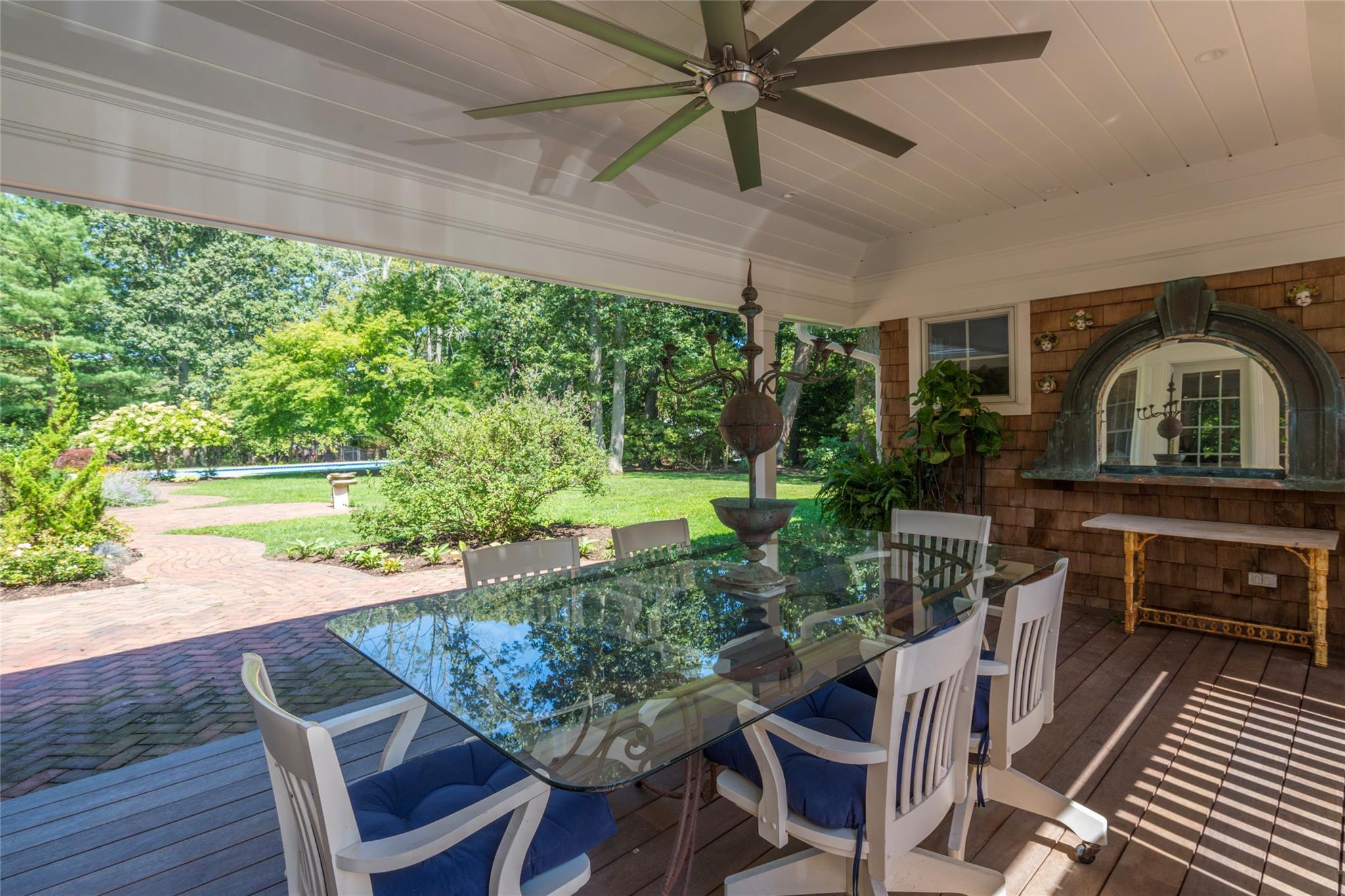 Single Family Camel Hollow  Suffolk County, NY 11743, MLS-827141-32