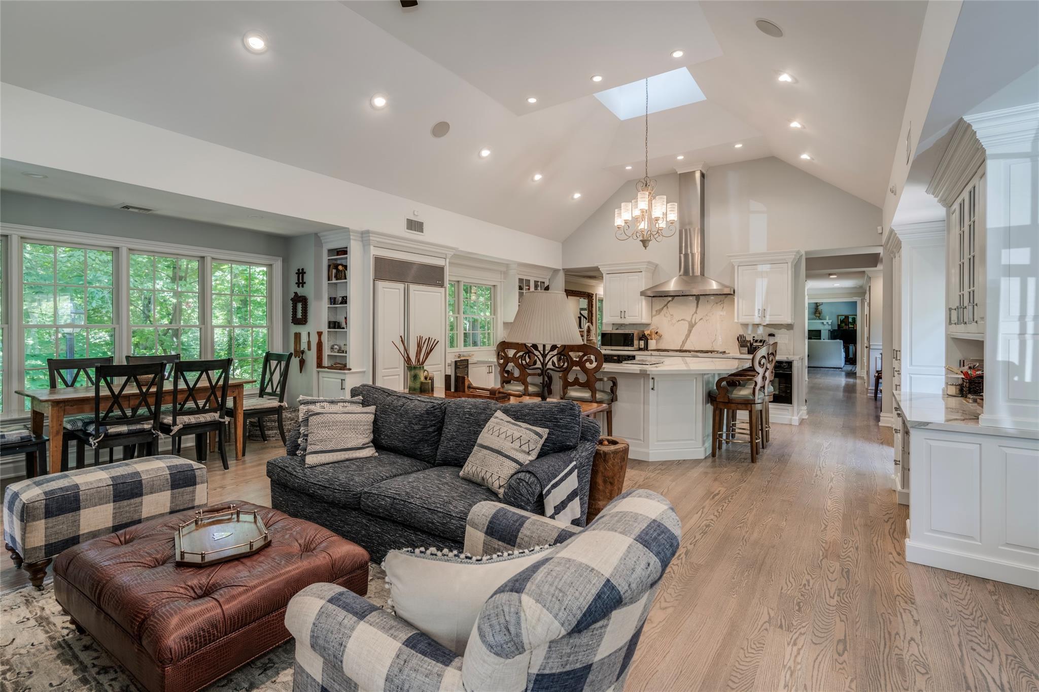 Single Family Camel Hollow  Suffolk County, NY 11743, MLS-827141-9