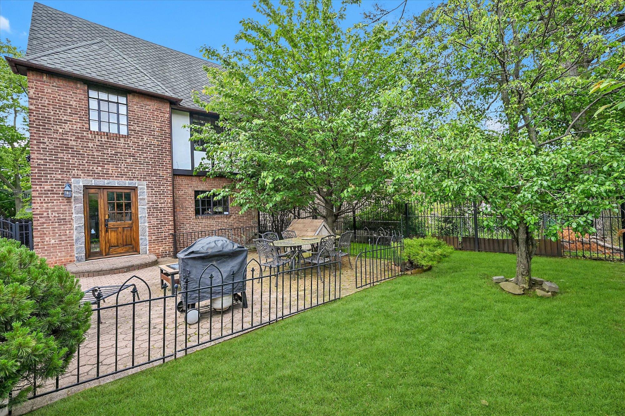 Single Family 190th  Queens, NY 11358, MLS-827143-19