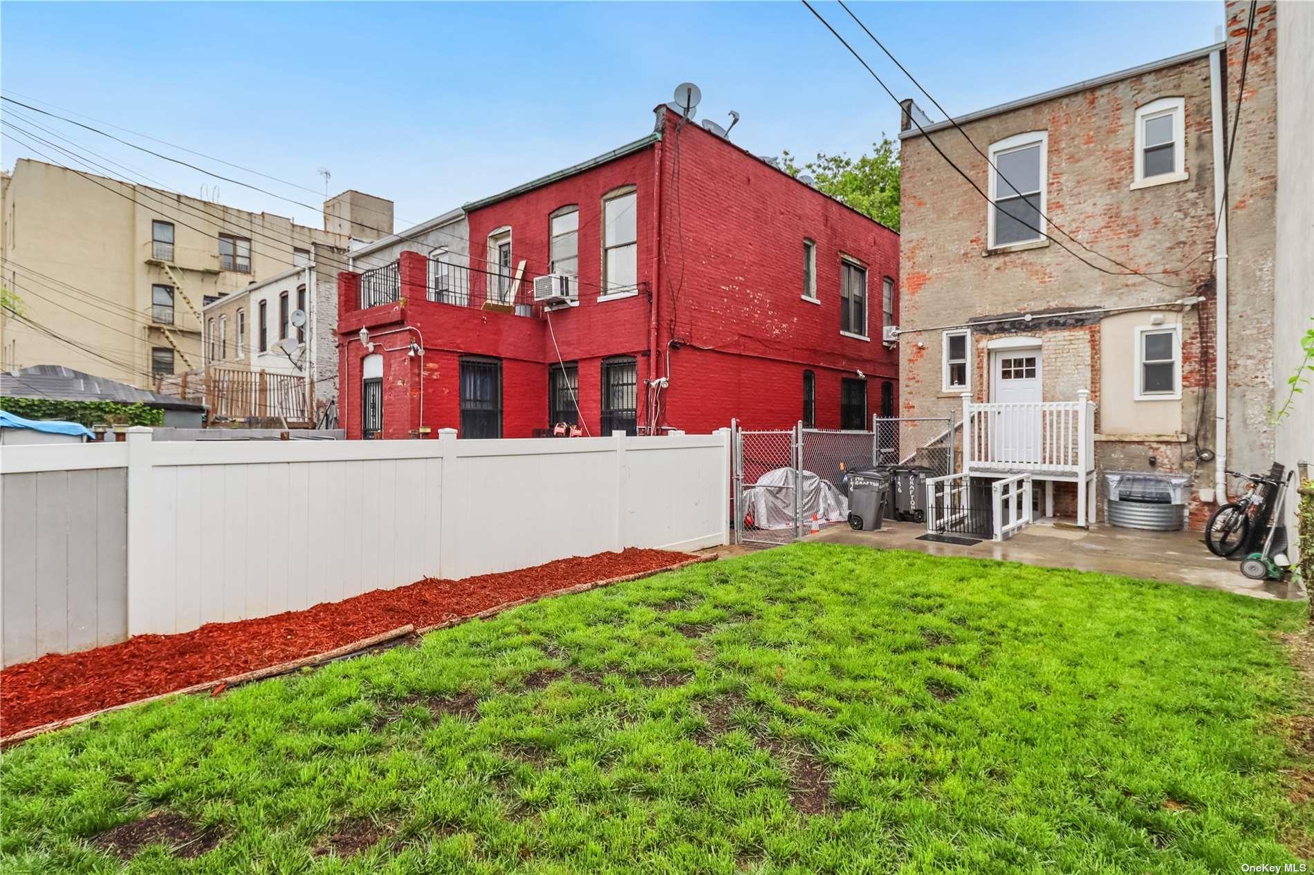 Single Family Grafton  Brooklyn, NY 11212, MLS-827174-20