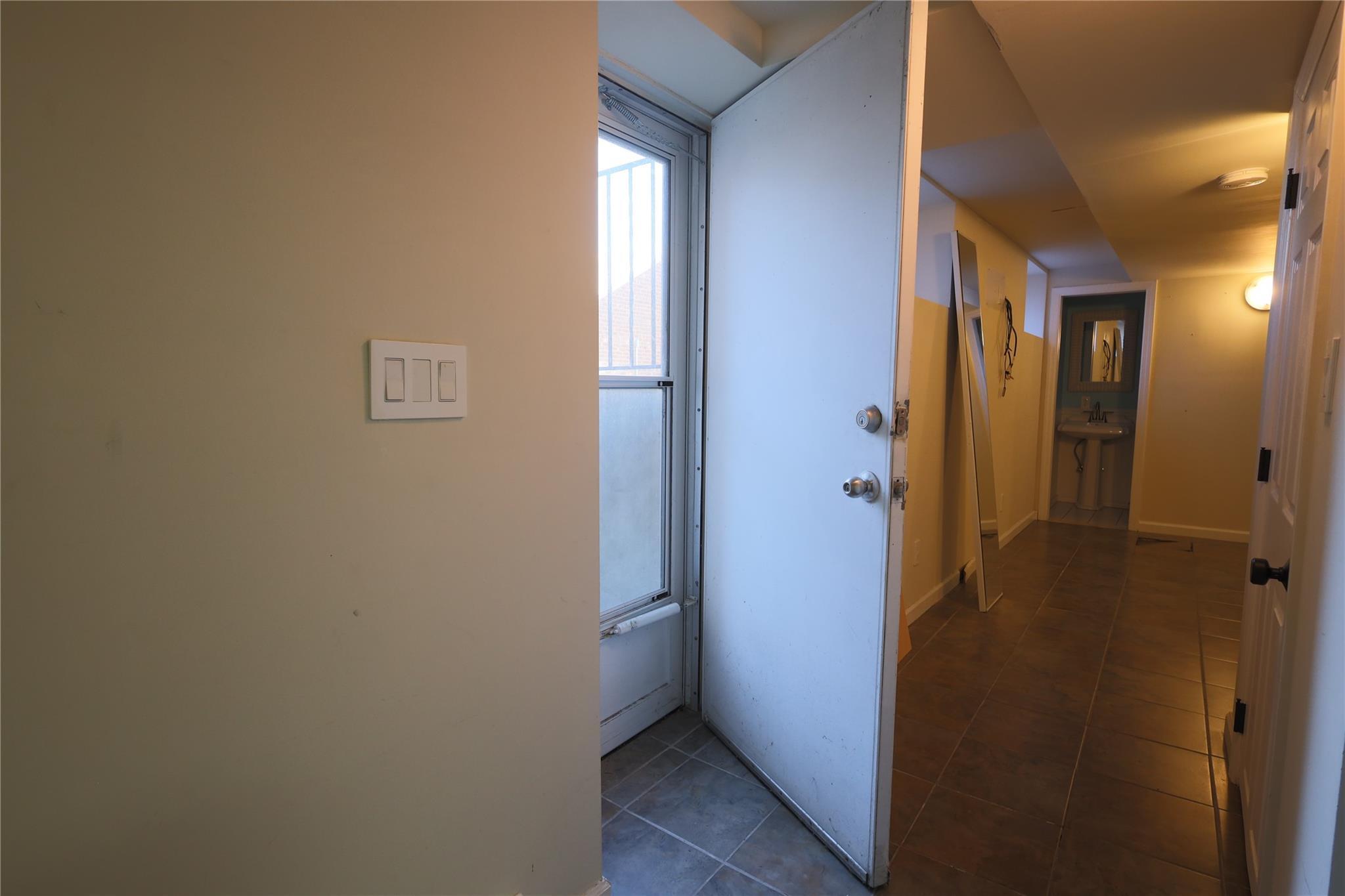 Coop 75th  Queens, NY 11004, MLS-827185-7