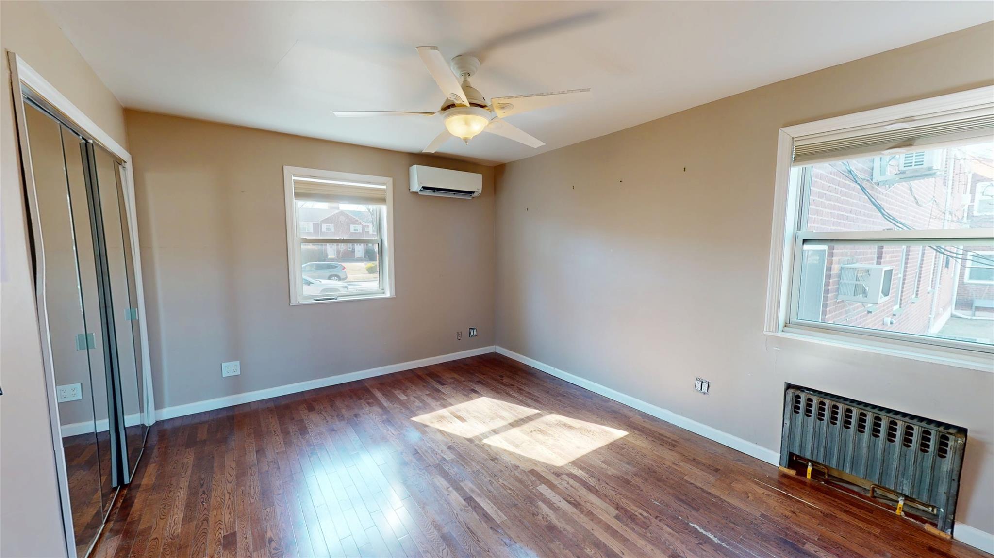 Coop 75th  Queens, NY 11004, MLS-827185-8
