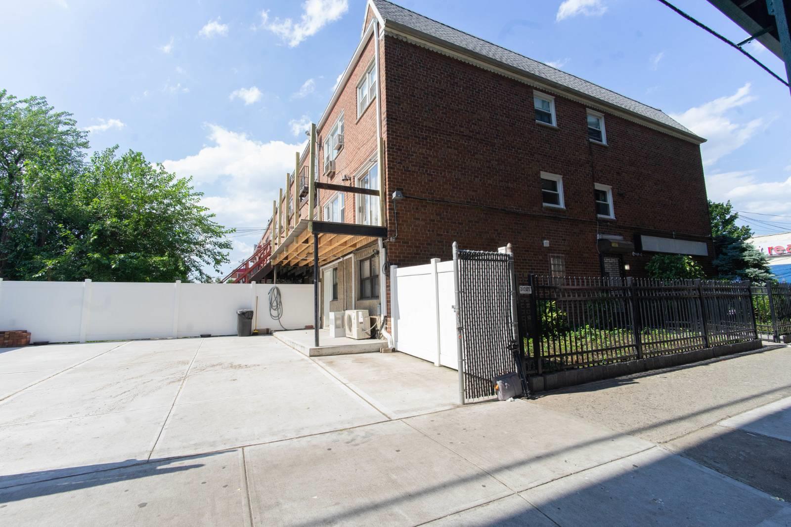 Single Family 103  Queens, NY 11417, MLS-827228-2