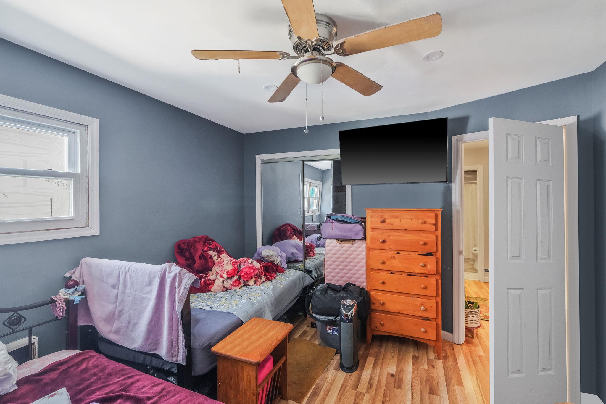 Single Family Ontario  Suffolk County, NY 11757, MLS-827251-14