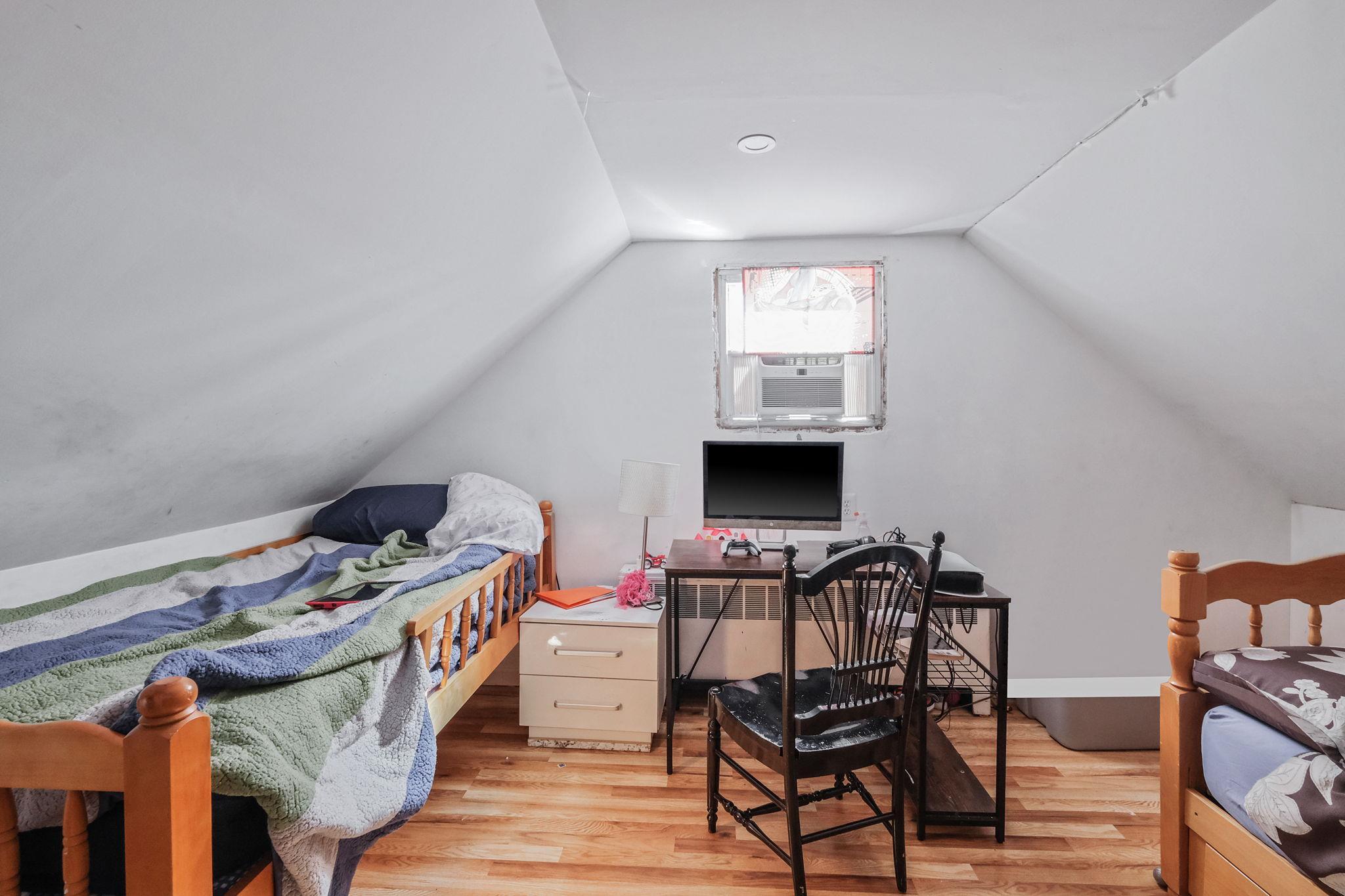 Single Family Ontario  Suffolk County, NY 11757, MLS-827251-23
