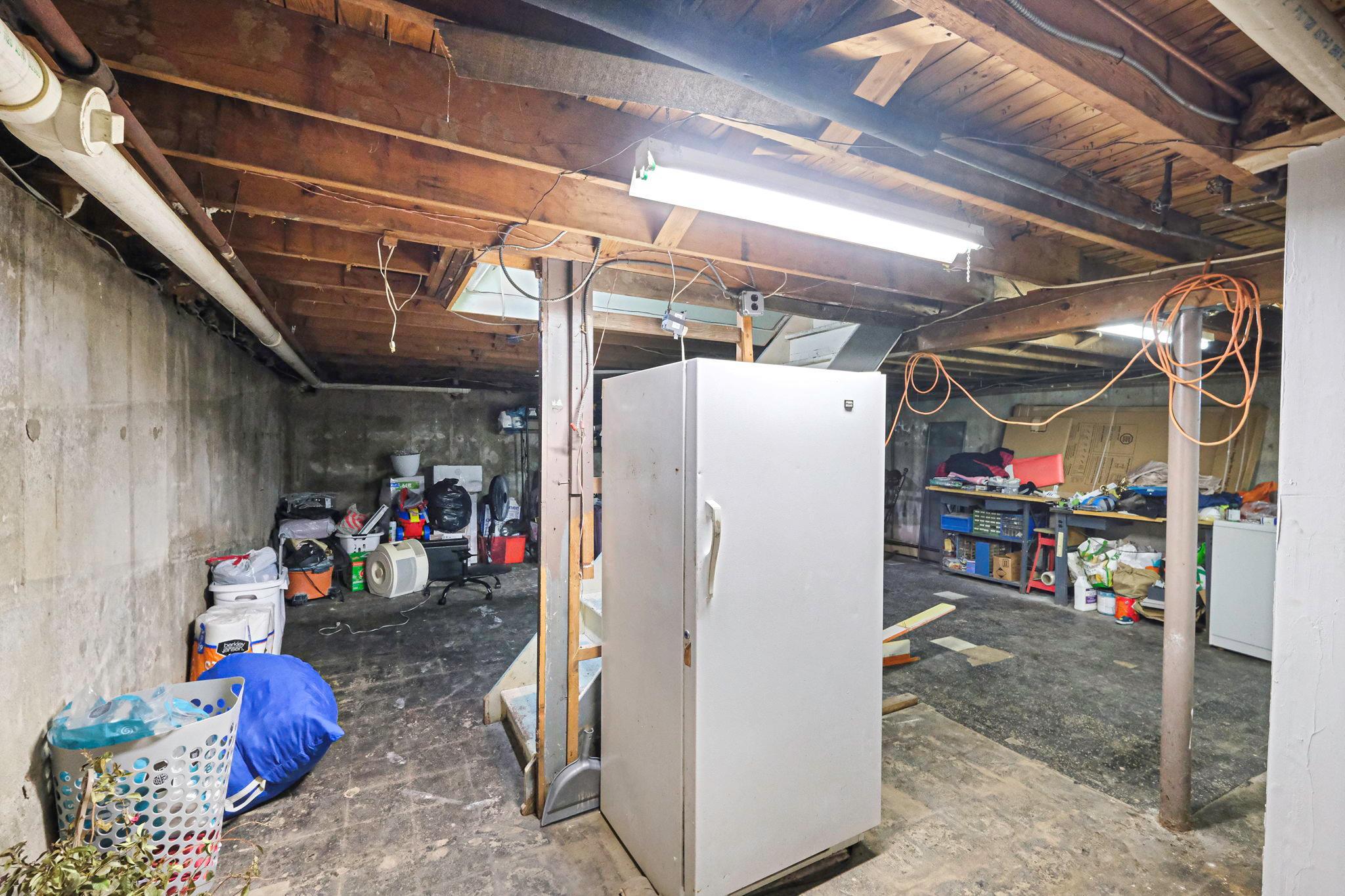 Single Family Ontario  Suffolk County, NY 11757, MLS-827251-28