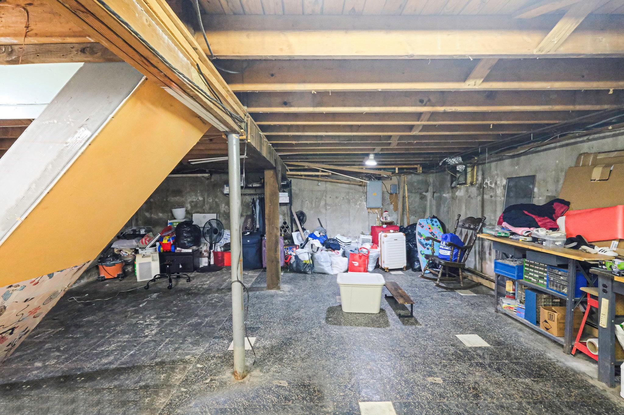 Single Family Ontario  Suffolk County, NY 11757, MLS-827251-29