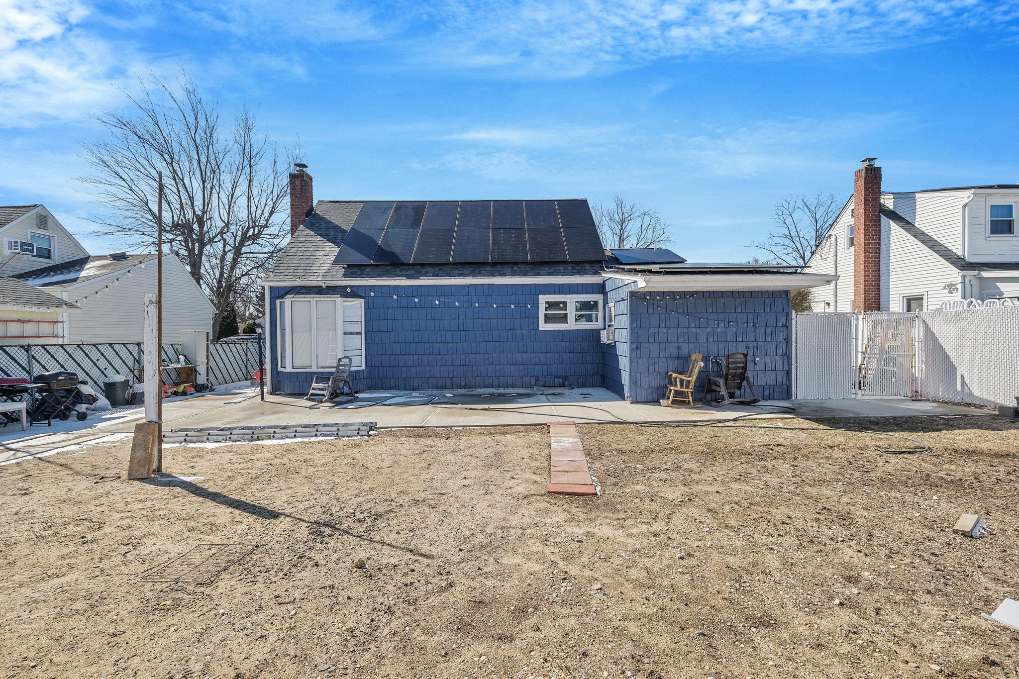 Single Family Ontario  Suffolk County, NY 11757, MLS-827251-8