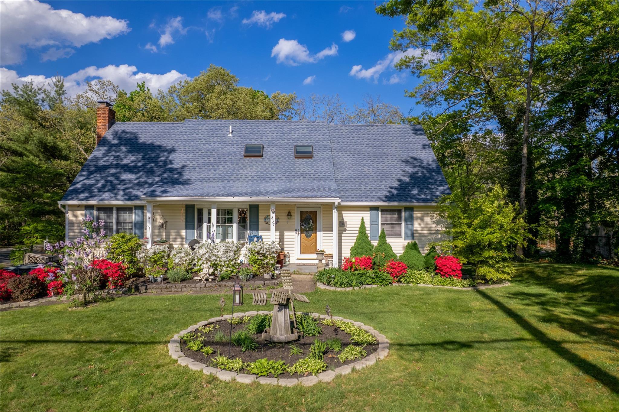 Single Family Mount Sinai Coram  Suffolk County, NY 11766, MLS-827276-2